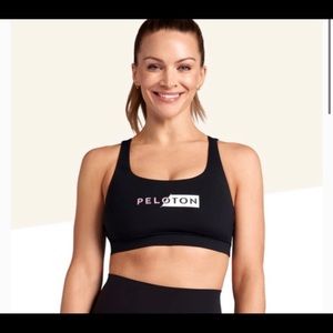 NWT Lululemon Athletica Women Black Stretch Back Strap Running Sport Bra Size 6